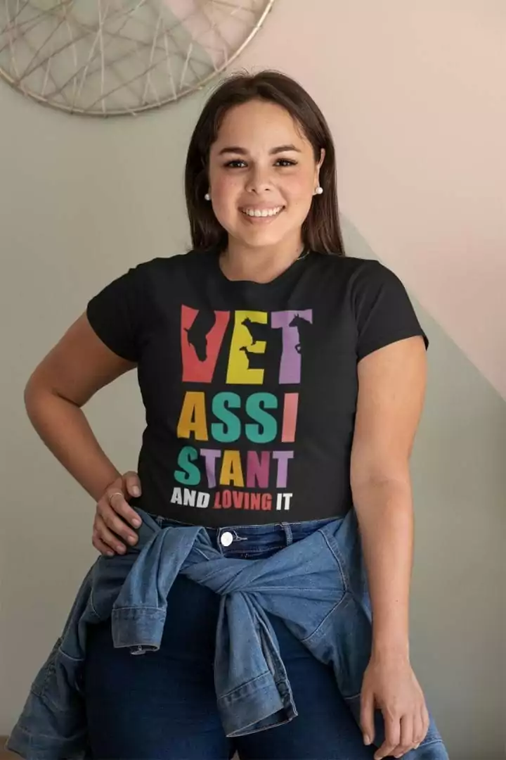 vet assistant and loving it t-shirt